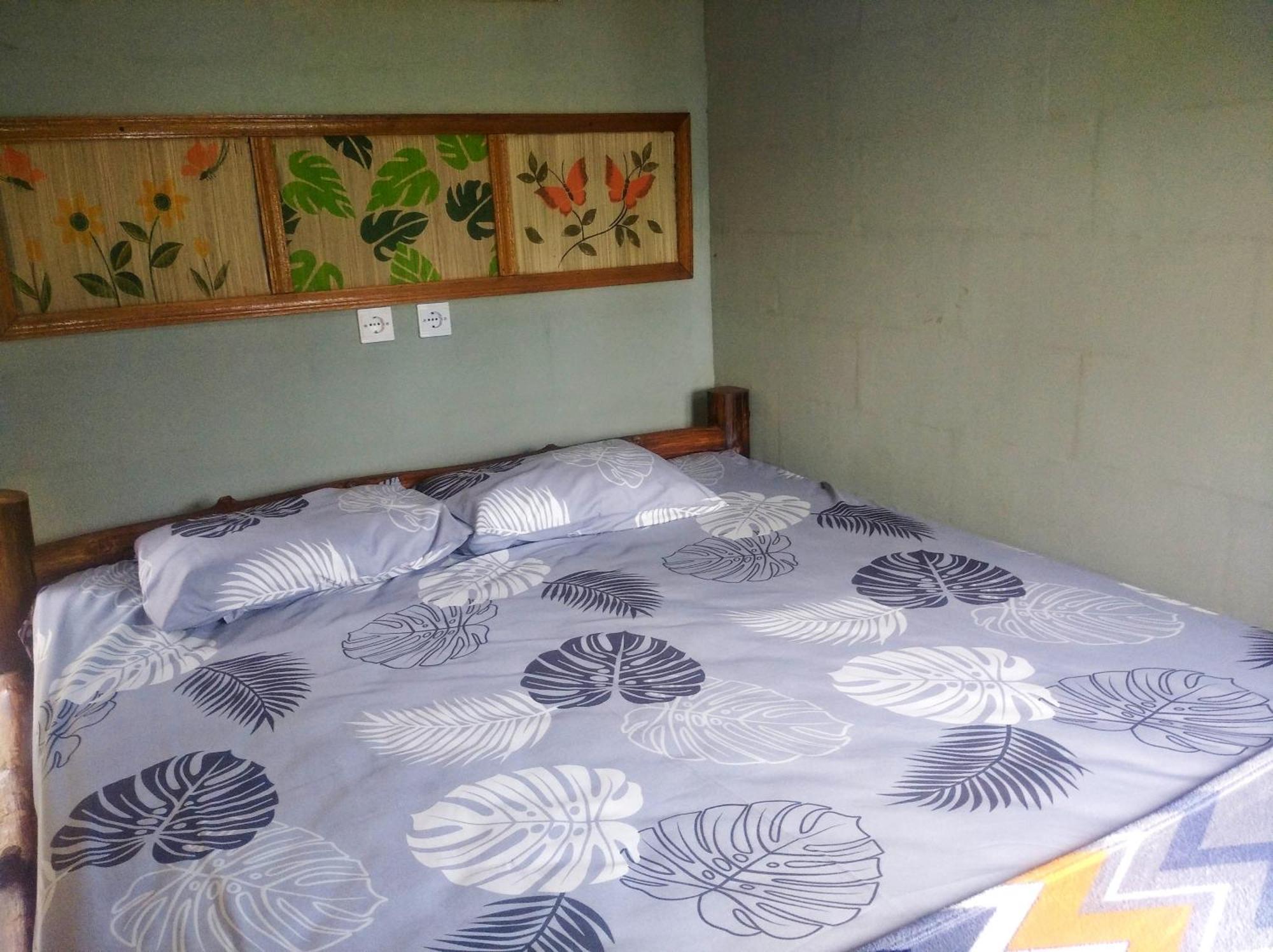 Wooden Kemiren Homestay Banyuwangi Banyuwangi  Buitenkant foto