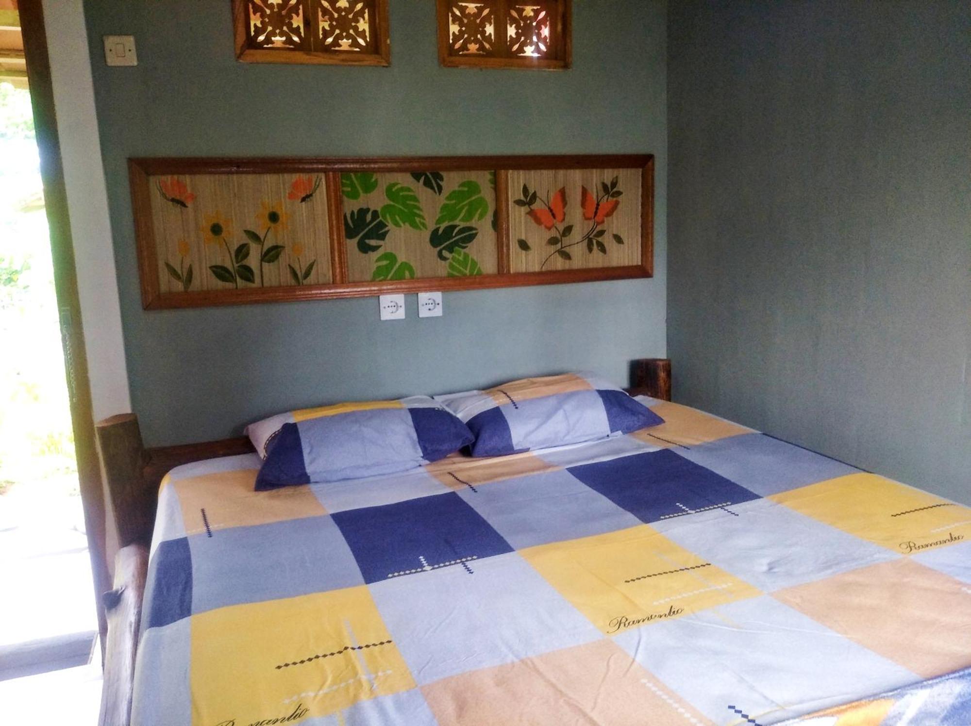 Wooden Kemiren Homestay Banyuwangi Banyuwangi  Buitenkant foto